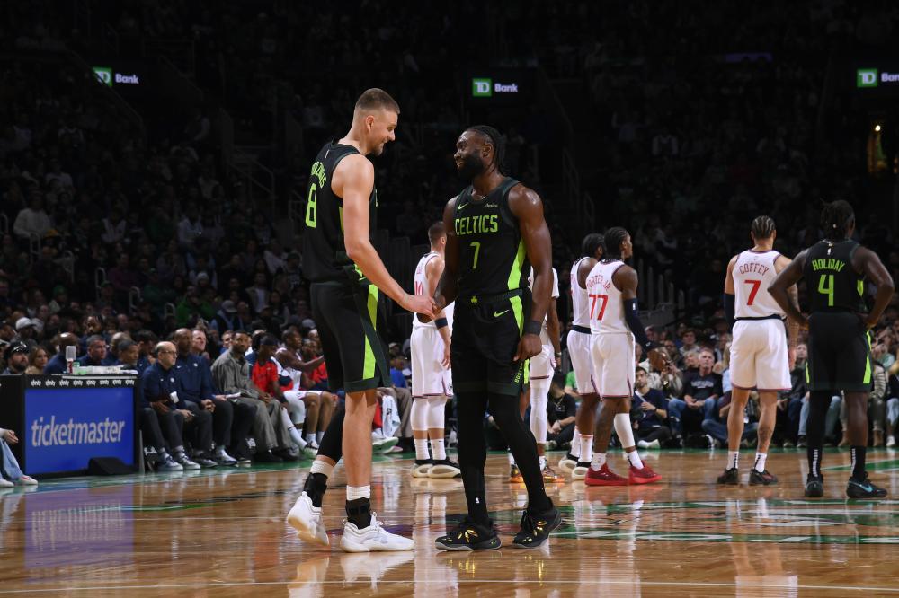 对尼克斯内 对尼克斯内