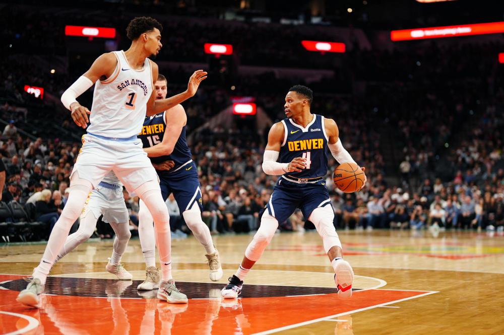 在埃斯图皮 在埃斯图皮